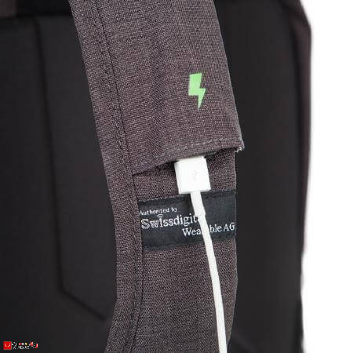 Бизнес Раница за лаптоп с USB кабел